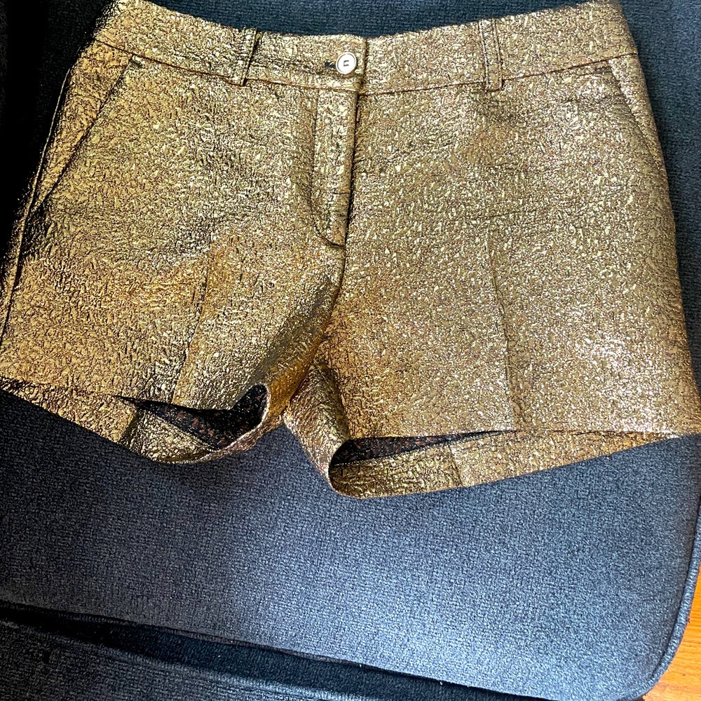Michael Kors Gold short pants size 2